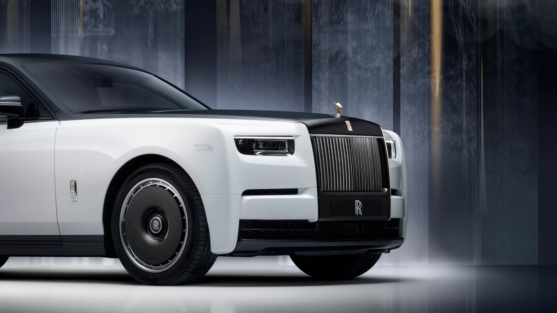 Exploring the Bespoke Experience: Personalized Rolls-Royce Options Available in Charlotte