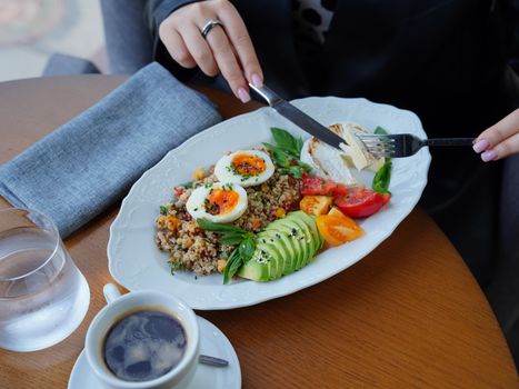 Beyond the Bacon: Unpacking the Ketogenic Diet&rsquo;s Metabolic Magic
