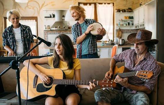 Culture on a Budget: How Readers Keep Enjoying Art and Entertainment Without Overspending