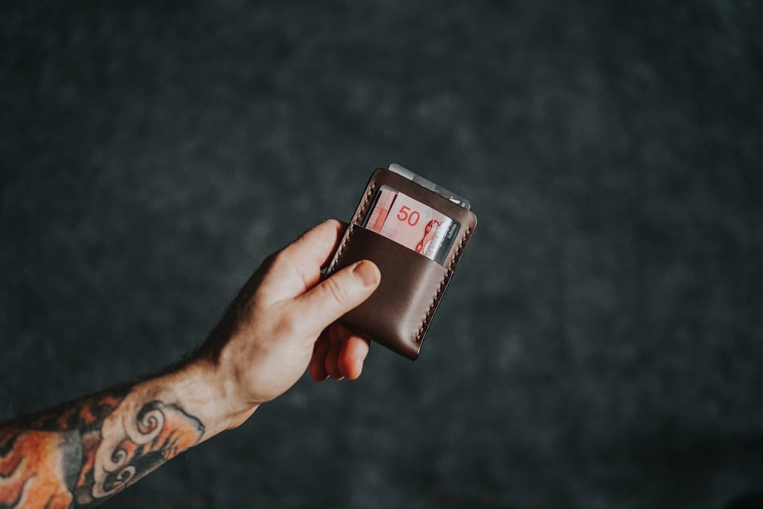 Bob’s Debit Card Tracking: How to Monitor Your Spending