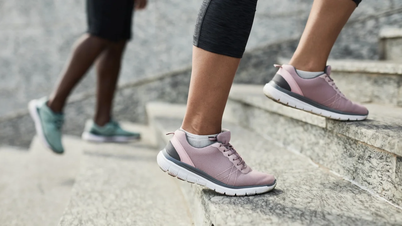 Brooks Walking Shoes ​for Women: ​Comfort, Performance, and ​Style