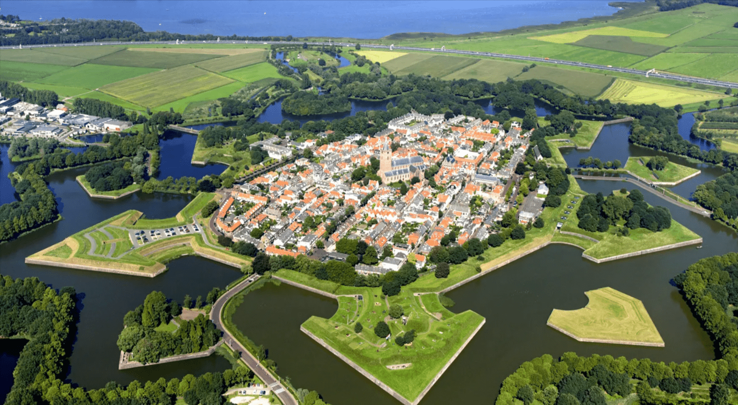 Discovering the Fortress Town of Naarden: A Star-Shaped Surprise